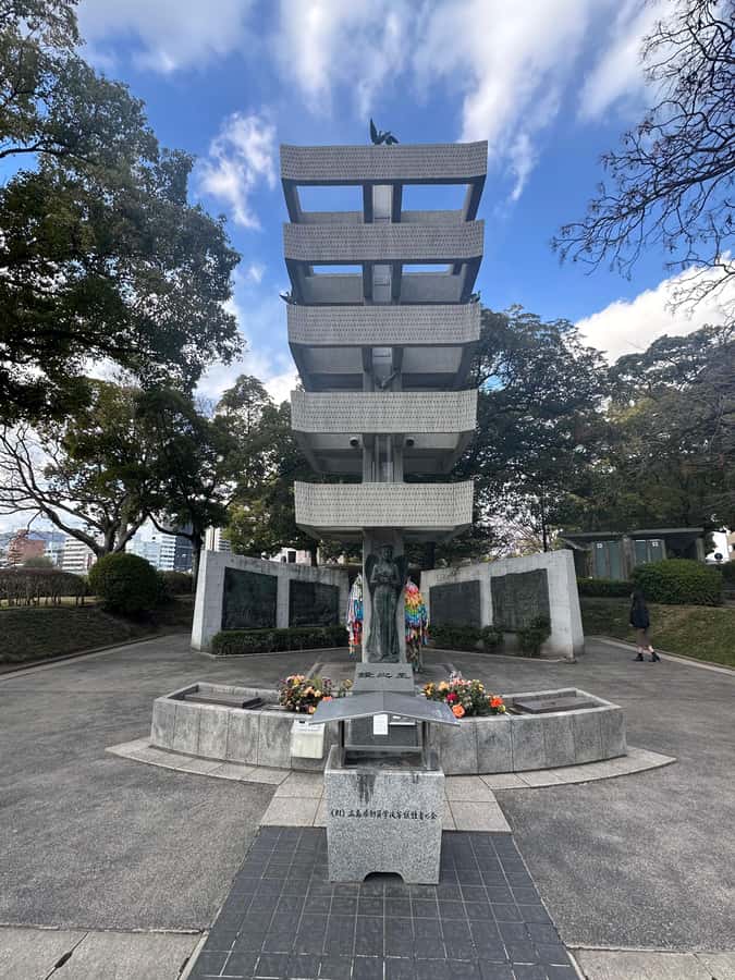 Hiroshima: Private City Highlights Walking Tour - Hiroshima Castle: why adding it changes how you understand the city