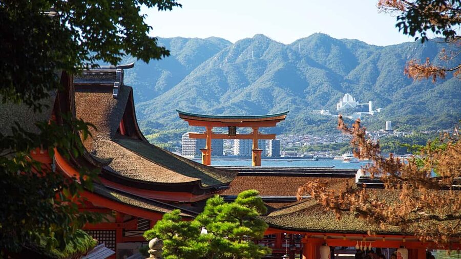 Hiroshima to Miyajima: Private Custom Tour with Ferry Ride - Key things to know before you go