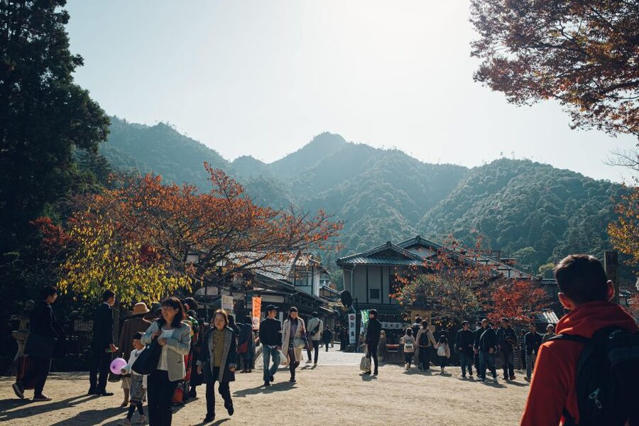 Hiroshima to Miyajima: Private Custom Tour with Ferry Ride - Your host is the difference maker, and the messages you get matter