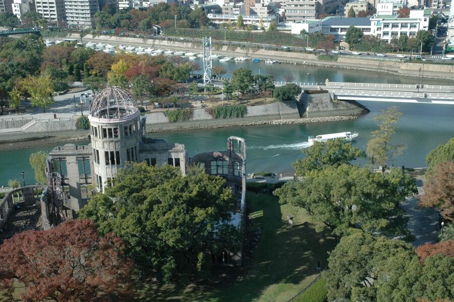 Hiroshima:Visit Tourist Pass(1, 2, 3day and 3day middlearea) - Buses in Hiroshima, plus the loop option for low-stress days