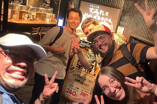 In Fukuoka! Guide to an izakaya only 100% locals know/Bar Hopping - Stop 2 in Tenjin: yakitori izakaya, salt or sauce chicken choices