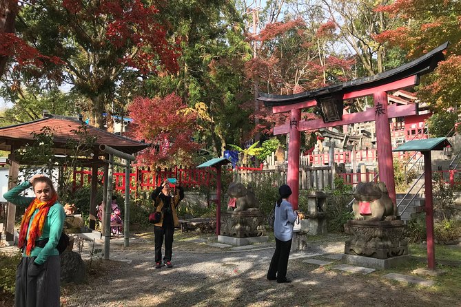Inside of Fushimi Inari - exploring and lunch with locals - Climbing toward the summit shrine: 233m high and worth it