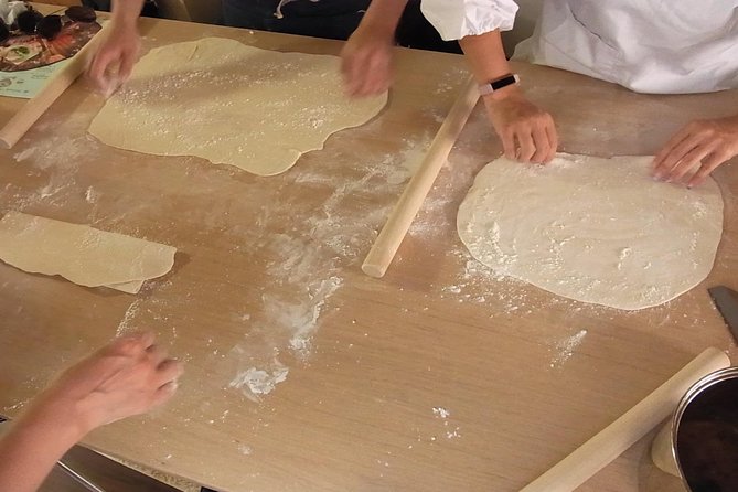 Japanese Cooking and Udon Making Class in Tokyo with Masako - Tamagoyaki and tempura: learning Japanese frying and the rolled omelet basics