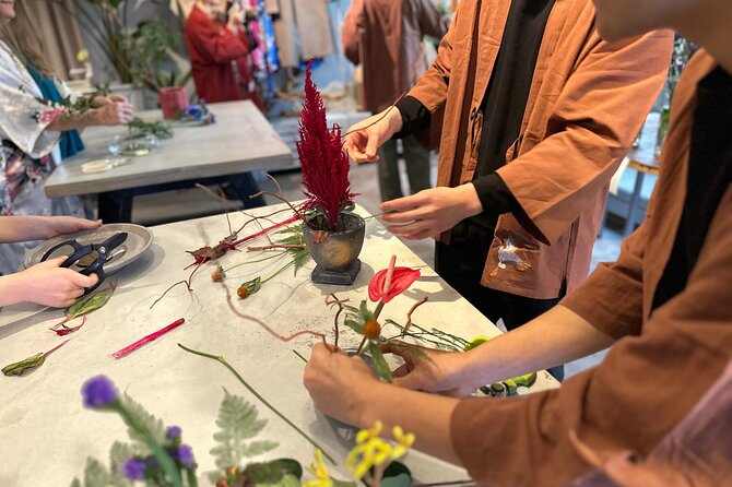 Japanese flower arranging (Ikebana) Experience/Workshop in Tokyo - Photos, souvenirs, and keeping the memory real