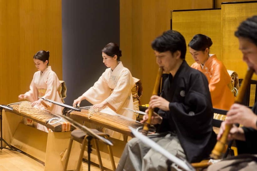 Japanese Traditional Music Show in Tokyo - How the host makes wagakki music feel understandable