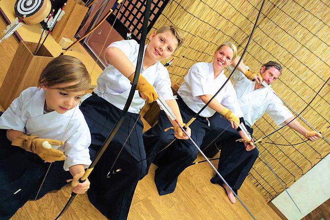 Japanesel Archery Experience HIROSHIMA CASTLE SHARAKU - What You Learn Beyond Shooting (Mind, Form, and Respect)