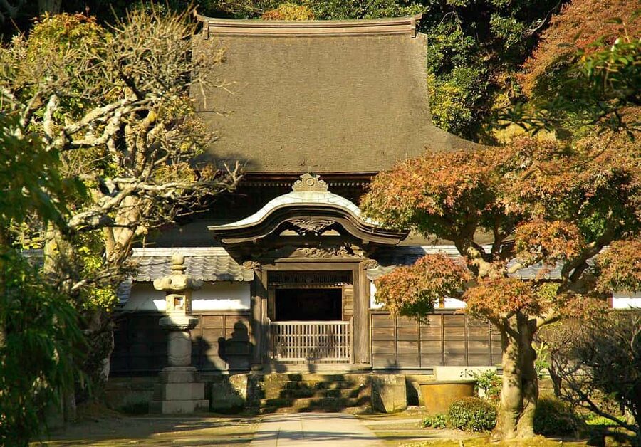 Kamakura: A Journey Through Medieval Japan - Getting to Enoshima: the optional seaside payoff for private 8-hour tours
