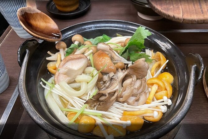 Kanazawa Night Tour with Local Meal and Drinks - Who should book this Kanazawa Night Tour