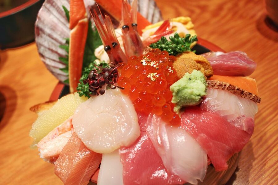 Kanazawa: Private Food Tasting Walking Tour - Who should book, and who should skip it