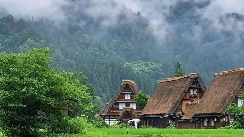 Kanazawa/Takayama: Shirakawago & Takayama Private Day Tour - Hida no Sato Open-Air Museum: Short Visit, Big Atmosphere