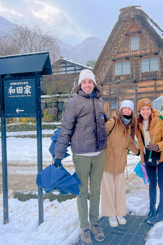 Kanazawa: World Heritage Shirakawa-go & Two Local Experience - Shirakawa-go morning: UNESCO gassho-zukuri streets and early views