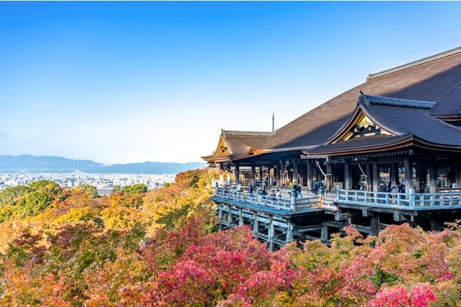 KIYOTO’s Kyoto Private Tour: Highlights & Hidden Gems - Starting at Kyoto Station, Kyo-Navi, and getting your bearings fast