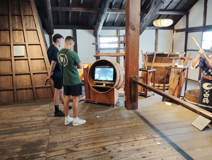 Kobe: 3-Hour Sake Breweries Tour with Special Tasting - Why Nada Gogo is the place to start your sake education