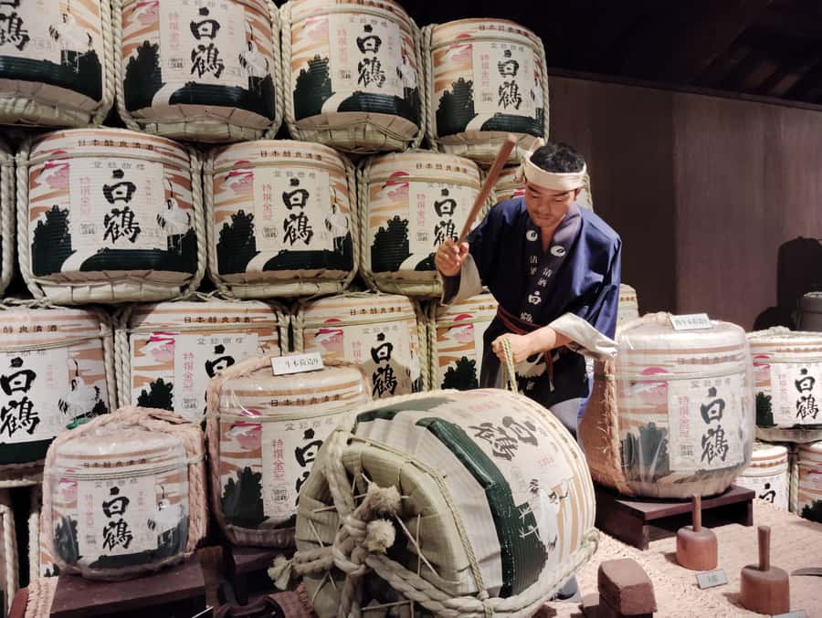 Kobe: 3-Hour Sake Breweries Tour with Special Tasting - Stop 3: Visiting famous names like Hakutsuru and Hamafukutsuru
