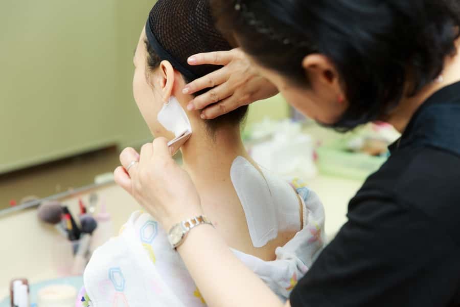 Kyoto: 2-Hour Maiko Makeover and Photo Studio Shoot - Photo Studio Time with AC and a Professional Lens