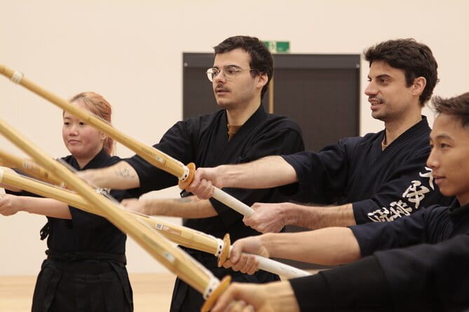Kyoto 2 Hours Genuine Kendo / Samurai Experience In Japan - Footwork First: How Beginners Learn the Body Mechanics