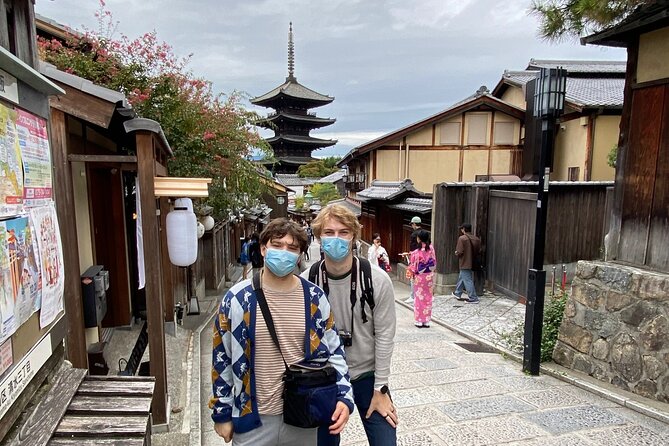 Kyoto 8hr Private Tour with Government-Licensed Guide - Central Kyoto stops: Nijo Castle, Kyoto Imperial Palace, Pontocho