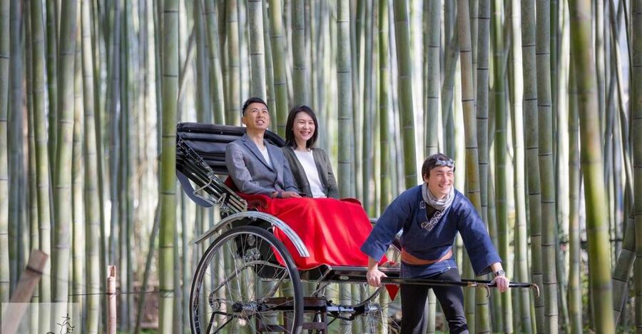 Kyoto: Arashiyama Customized Rickshaw Tour & Bamboo Forest - Entering Arashiyama by Rickshaw, Not by Herd