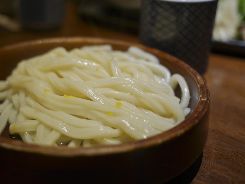 Kyoto: Casual Pontocho Evening Food Tour - Pace, Footwear, and Small-Group Comfort