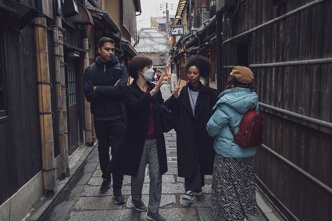 Kyoto Customized Private Tour: See Top Attractions in 1 Day - Building your half-day or full-day route (2 to 3 stops vs 3 to 4)