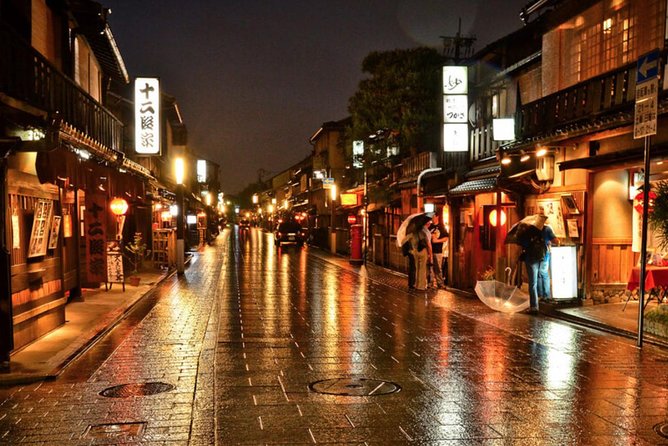 Kyoto Evening Gion Food Tour Including Kaiseki Dinner - Who should book this Kyoto Evening Gion Food Tour