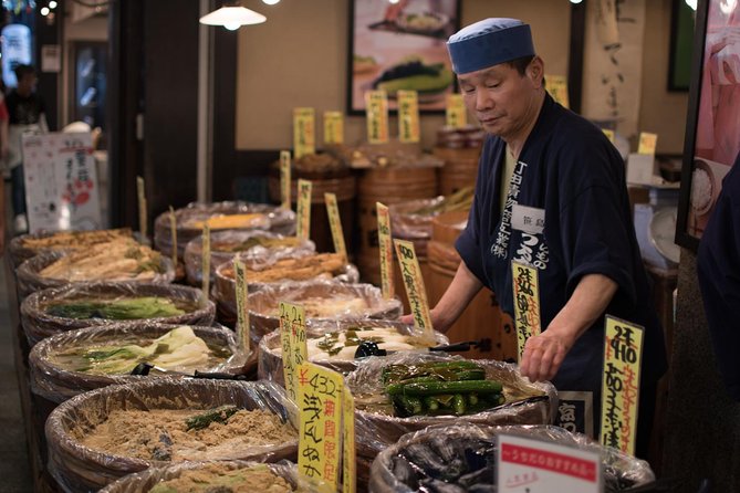 Kyoto Foodie Night Tour - Nishiki Market stop: 25 minutes of choices you would not make alone