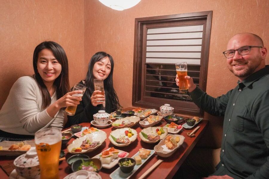 Kyoto: Foodie Night Tour in Gion with 9 dishes + 6 Sake - The 9 dishes and dessert: what you’re really eating