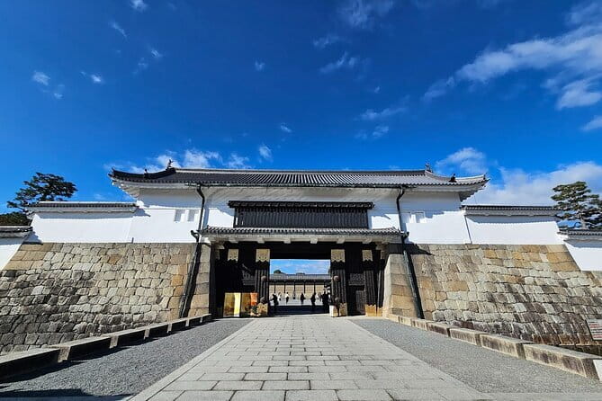 Kyoto Full Day Sightseeing Tour from Osaka or Kyoto - Fushimi Inari Taisha: senbon torii time without losing your mind