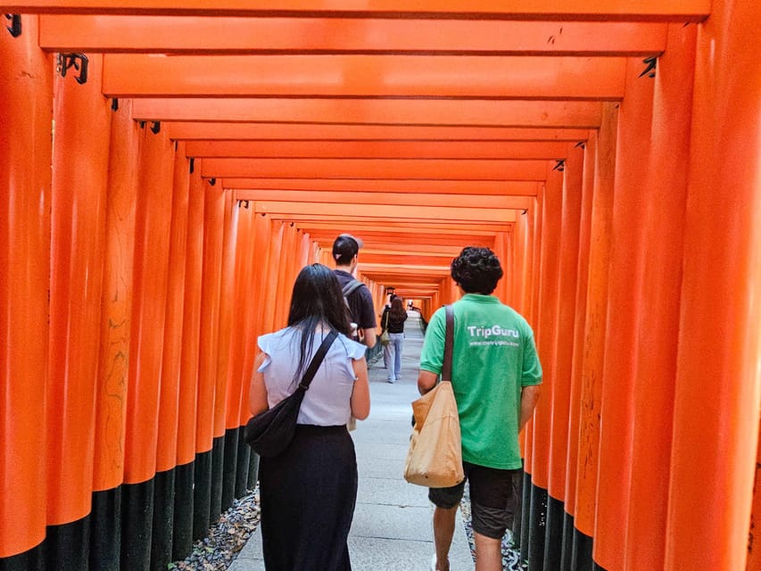 Kyoto: Fushimi Inari Taisha Guided Walking Tour - Street food time: a quick taste break near the gates