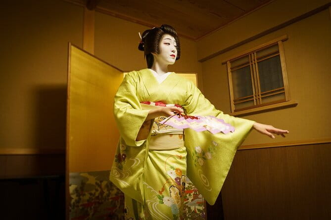Kyoto: Geisha Dinner & Gion Cultural Walk - Start at CACAO MARKET, Then Walk Gion for 40 Minutes