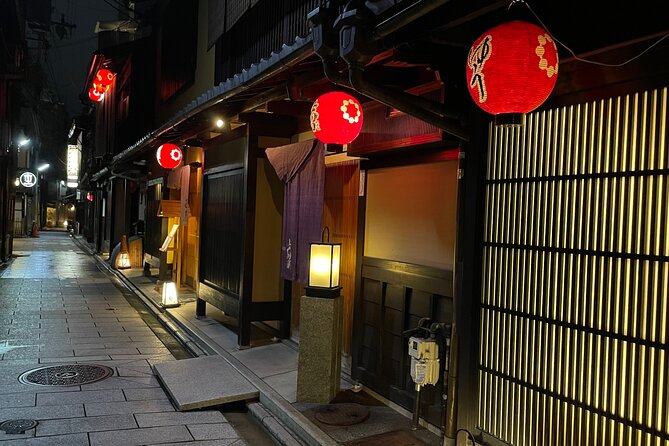 Kyoto Geisha District Walking Tour in Gion - Why Gion Makes Sense With This Guided Walk