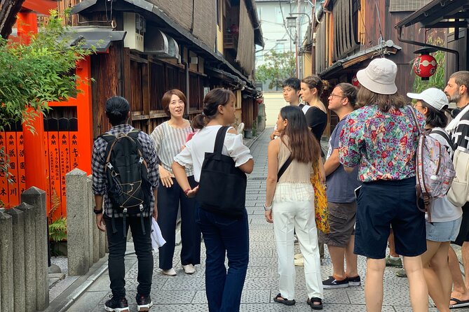 Kyoto Geisha District Walking Tour in Gion - Gion on Foot: Narrow Streets, Machiya Houses, and Real Atmosphere