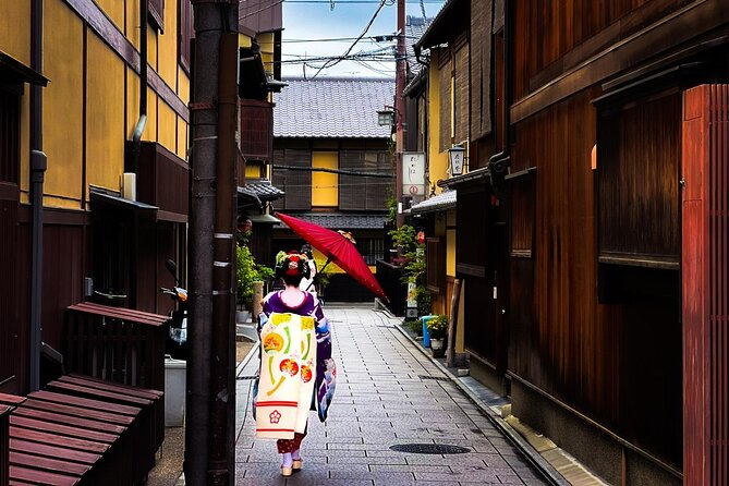 Kyoto: Gion and Geisha District Walking Tour - Two-Hour Gion Loop for 22.55: value and what to expect
