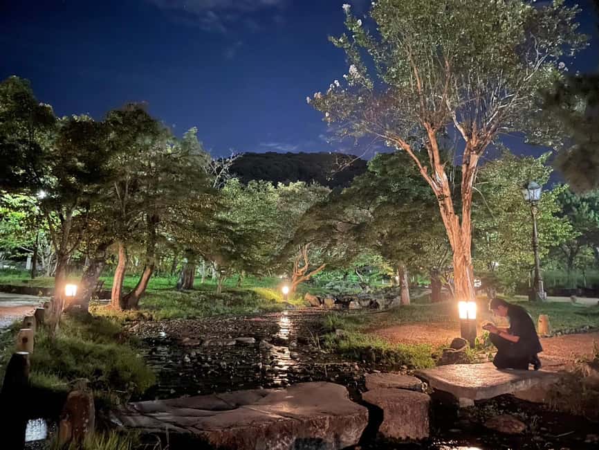 Kyoto: Gion & Geisha District Night Time Walking Tour - Maruyama Park: the calm reset you actually need