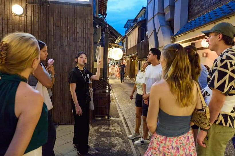 Kyoto: Gion Geisha District Walking Tour - Stories of Geisha - Key Things You Will Love on This Kyoto Geisha District Walk
