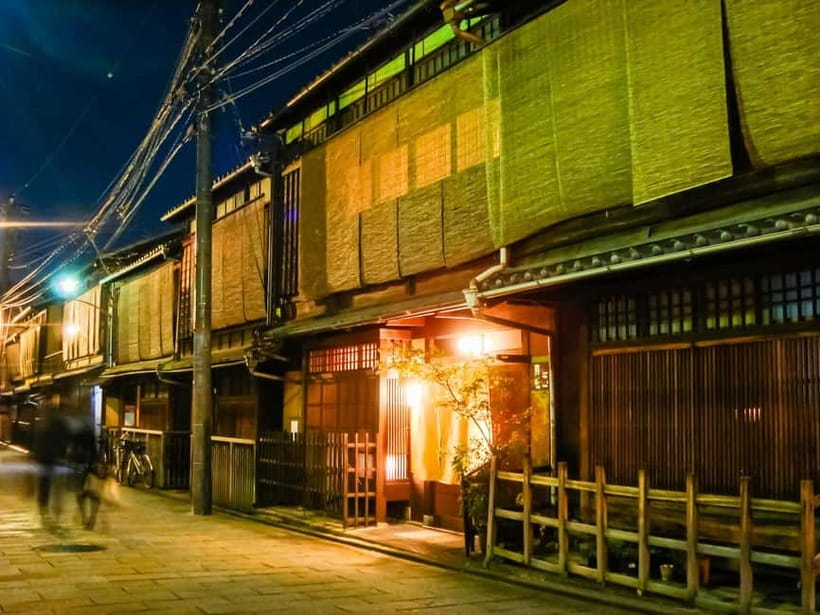 Kyoto: Gion Geisha District Walking Tour - Stories of Geisha - Price and Value: $20 for 2 Hours of Guided Kyoto Culture