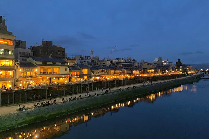 Kyoto Gion Geisha District Walking Tour - The Stories of Geisha - Tatsumi Bridge and Hanamikoji Street: Reading Gion Like a Script