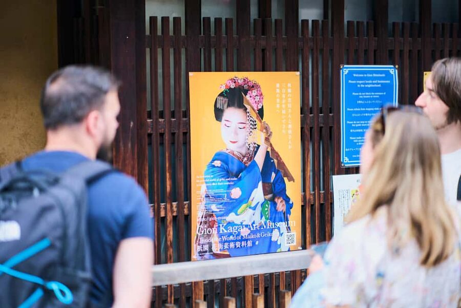 Kyoto: Gion Hidden Gems & Geisha Culture Tour - Price and value: what $23 buys in a 2-hour Kyoto plan