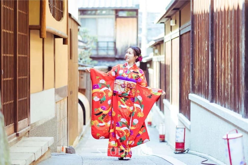 Kyoto Gion Kiyomizudera Kimono Yukata Hairstyle | Photoshoot - Choosing Your Kimono Near Kiyomizudera or Gion