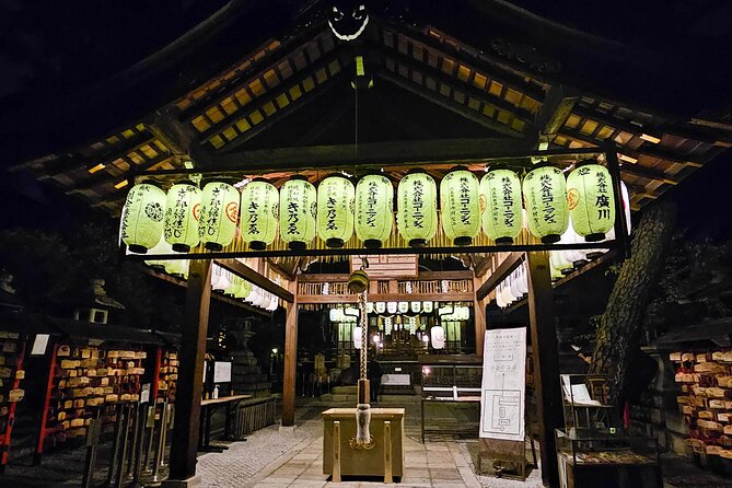 Kyoto Gion Night Walk & Geisha District Guided Tour - Practical comfort tips: shoes, cold nights, and timing around dinner