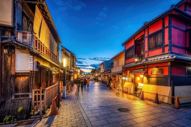 Kyoto Gion Night Walk & Geisha District Guided Tour - Price and value: what $18 buys you in the Gion district