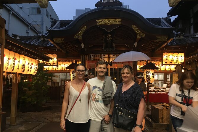 Kyoto Gion Private Tour with a Local Guide – Geisha District - Stop 2: Gion’s famous street of ochaya and Edo-period architecture clues