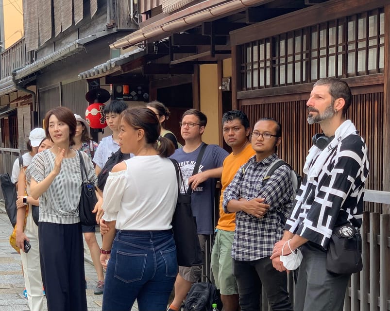 Kyoto: Gion World of the Geisha Guided Walking Tour - Price and Time Value: Is $29 Worth It?