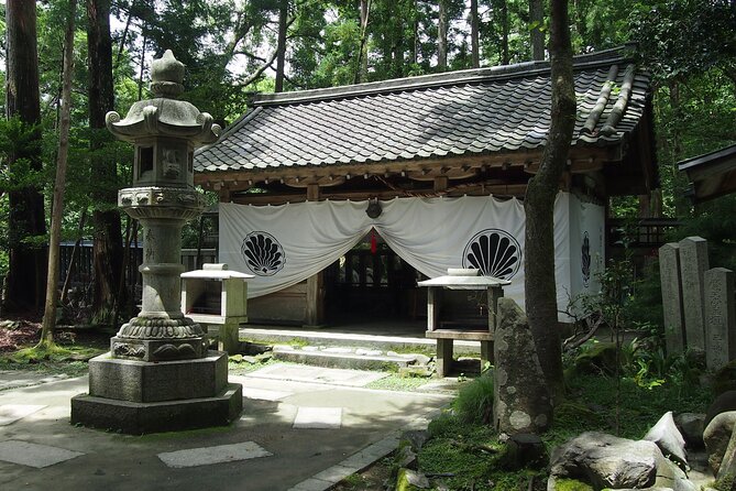 Kyoto Hiking Tour: The Nature and Legends of Kurama and Kibune - Rain, temple vibes, and how weather shapes your day