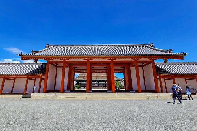 Kyoto Imperial Palace & Nijo Castle Guided Walking Tour - 3 Hours - Nijo Castle: where shogun-era details become visible
