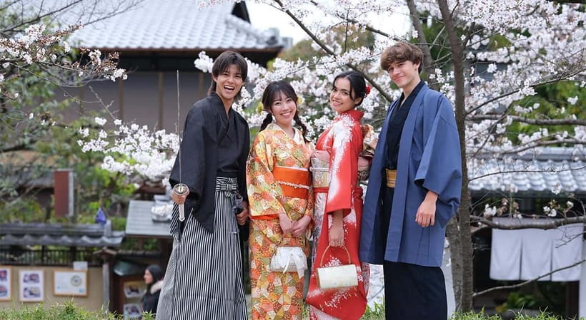 Kyoto Kimono Rental mimosa ｜Kimono/Yukata Rental Couple Plan - Dressing support that reduces first-timer stress