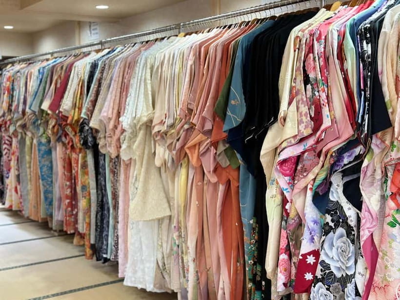 Kyoto: Kimono/Yukata Rental 5 Minute from Kiyomizu-dera - What You Get in the Package (And What You Pay Extra For)