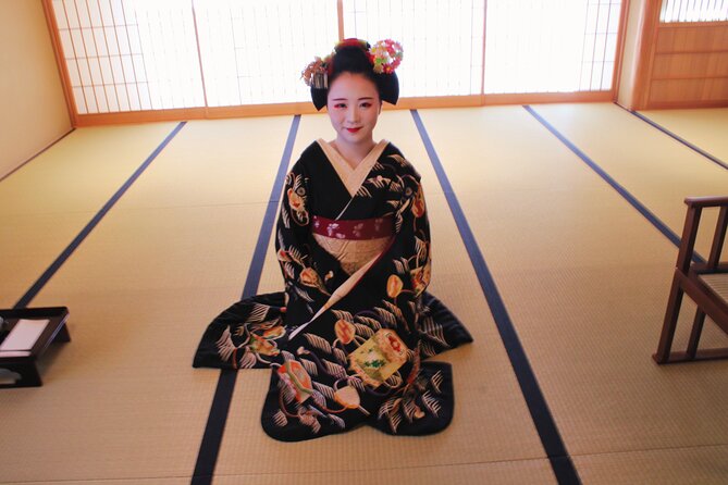 Kyoto: Meet the Geisha Maiko with Gion Walking Tour - Price and logistics: is $109.43 really good value?