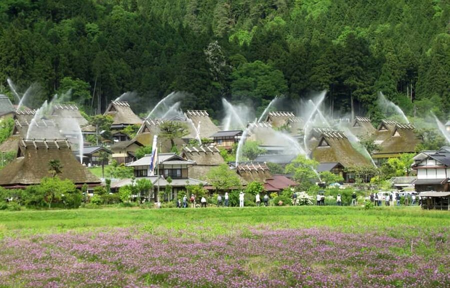Kyoto: Miyama Village, Amanohashidate & Ine Bay Day Trip - Chion-ji and Monju-do: Where Academic Luck Gets Serious