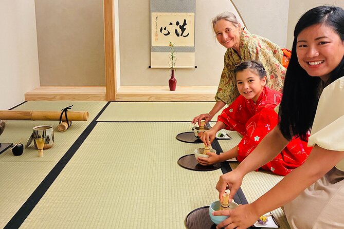 Kyoto: Newly Opened Tea Ceremony - Sanjo Chasuian - Socks, Seating, and the Optional Uchikake Coat Kimono